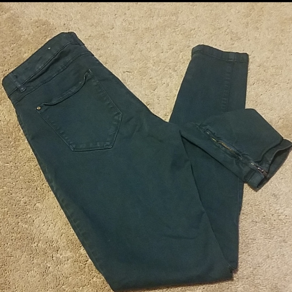 Zara Basic Skinny Jeans - Size 40